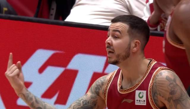 星空体育官方入口-3大外援合砍52分,有惊无险5连胜,升至第4,杜锋爱将空砍13分6帽